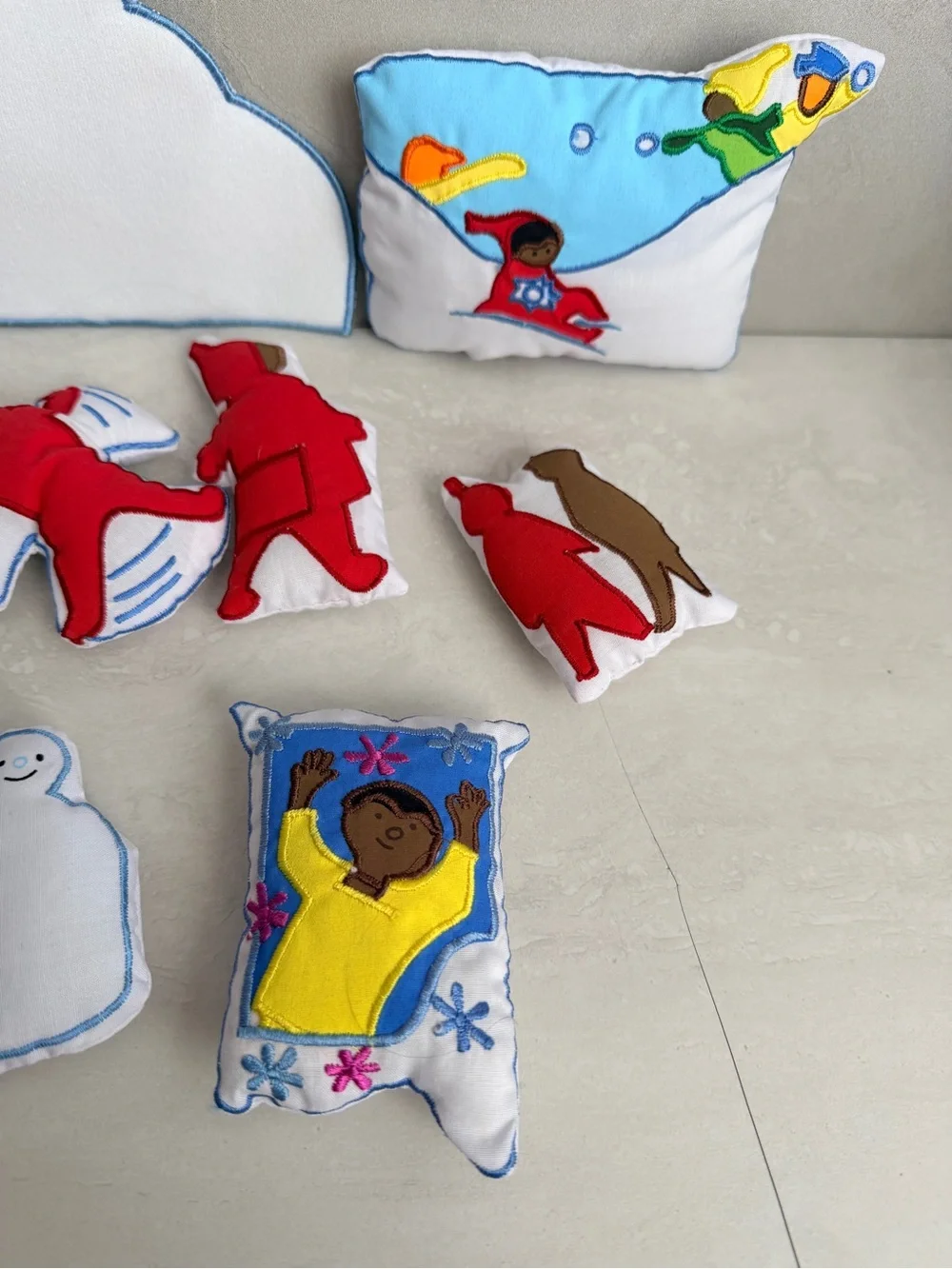 “The Snowy Day” Felt Storyboard Kit - 10 Pieces